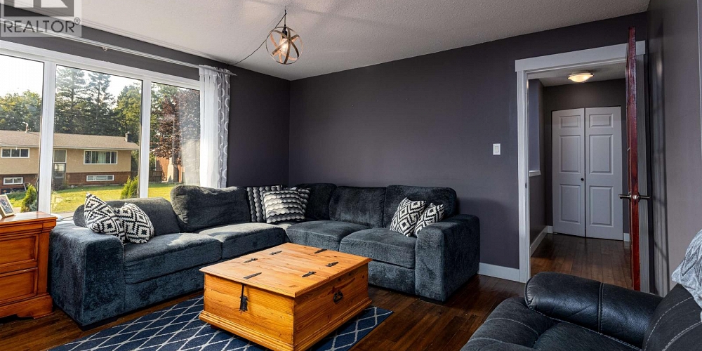 4714 MCCONNELL AVENUE Terrace Photo 3 4714 MCCONNELL AVENUE Terrace Photo 3